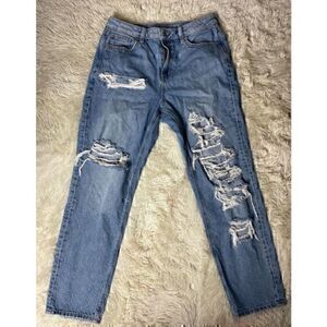 EUC American Eagle Comfortable Stretch Waistband Distressed Mom Jeans Size 8